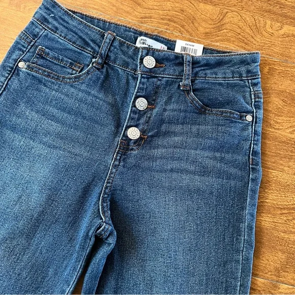 EPIC THREADS NWT Med Wash ButtonFly Stretchable Crop Denim Jeans Kids size 12 - Picture 3 of 12